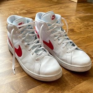 Nike Court Royale Blazer Mid